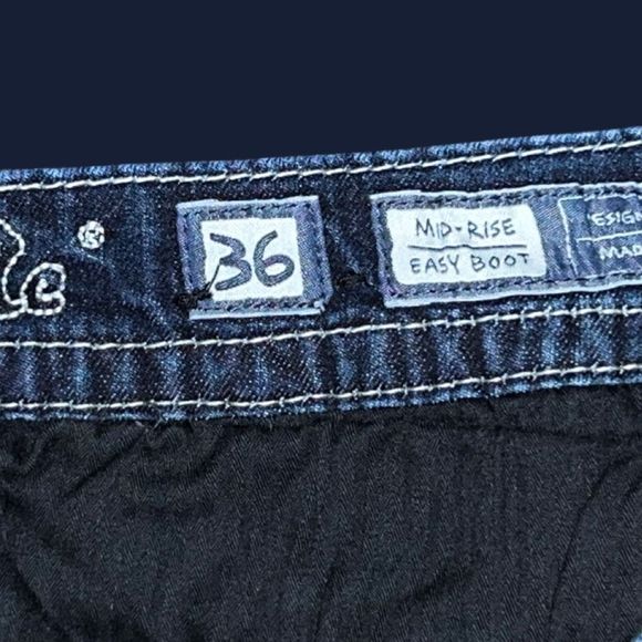 Plus Size Miss Me Mid Rise Easy Boot Embroidered Sequin Pocket Jeans Size 36x31 - Picture 4 of 6